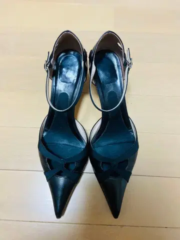 레베카 테일러 블랙 가죽 스틸레토 하이힐