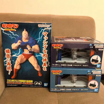 근육맨 리얼 피규어 스마트폰 스탠드 로빈 마스크 네메시스 3종 세트