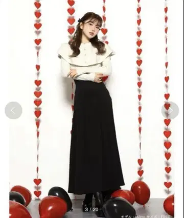 Darich 하이웨스트 턱 플레어 스커트