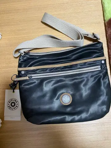 Kipling 블랙 숄더백