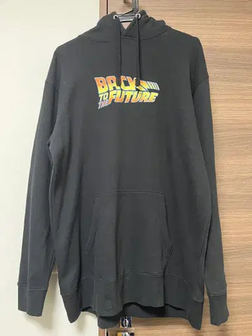 백 투 더 퓨처 후드티 블랙 XL