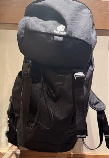 NEW ERA x MARY QUANT 콜라보 플랩 백팩