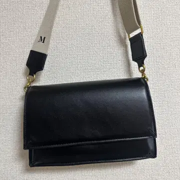 ZARA 블랙 가죽 숄더백
