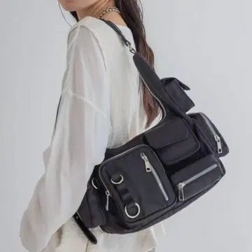 [ JEANASIS ] 멀티 포켓 원 숄더 BAG [ 지나시스 ]
