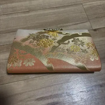 꽃무늬 자수 오렌지 골드 클러치백