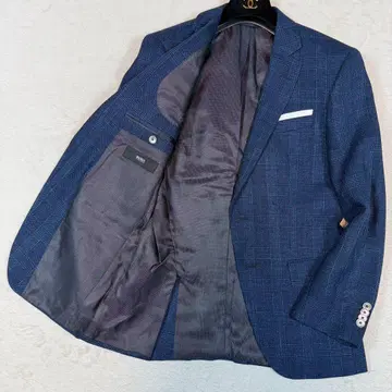 새상품급 HUGO BOSS 테일러드 자켓 네이비 체크 수트