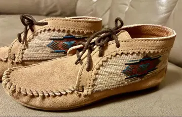 미사용품 미네통카 엘파소 앵클부츠 사이즈 7 (24cm)