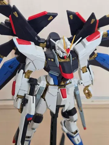MG 스트라이크 프리덤 건담