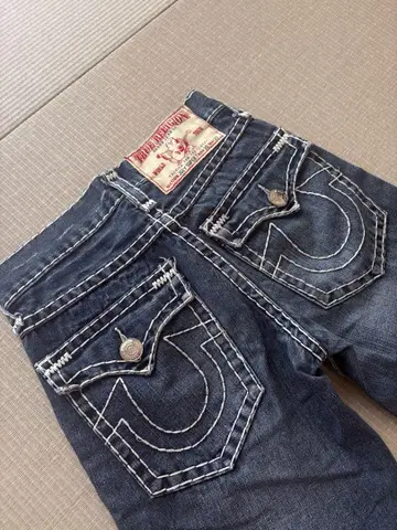 트루 릴리젼 부츠컷 데님 io 카츠키