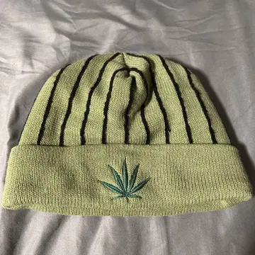 스트라이프 패턴 비니 연한 녹색