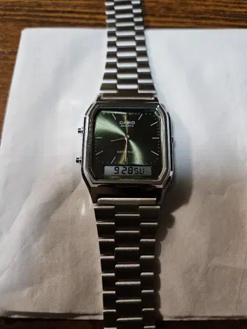CASIO 디지털 표시 아날로그 손목시계 AQ-230