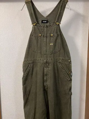 XLARGE x Lee 콜라보 오버롤 올리브 그린