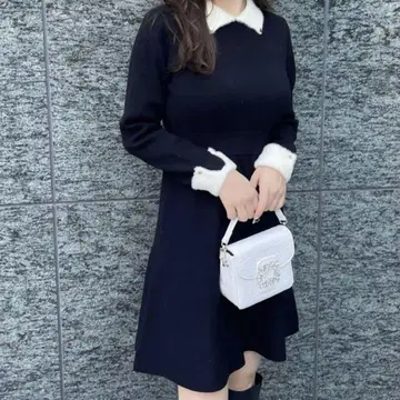 NOMAE 페더 카라 니트 원피스 블랙