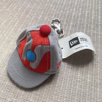 새상품! 뉴에라 캡 키링 울트라맨