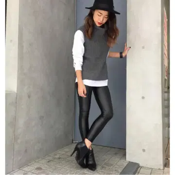 EGOIST 가죽 레깅스