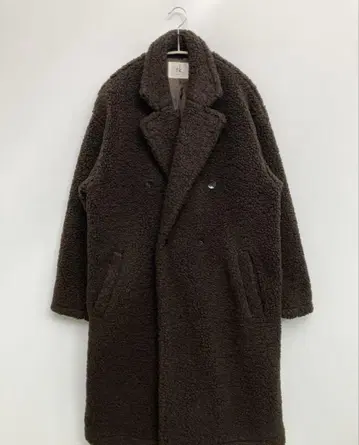 다케오 키쿠치 보아 코트 브라운