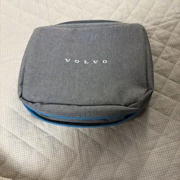 VOLVO 트래블 파우치 그레이