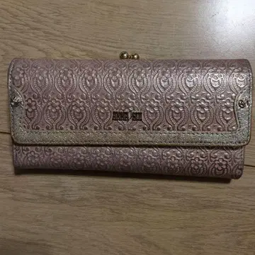 ANNA SUI 엠보싱 가공 장지갑 핑크