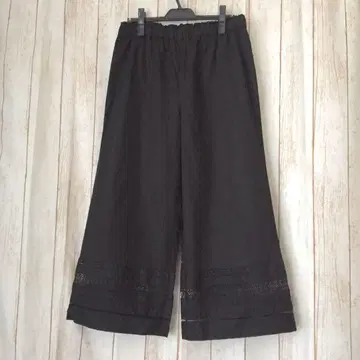 [ 미사용 ] 밑단 레이스 와이드 팬츠 블랙 LL