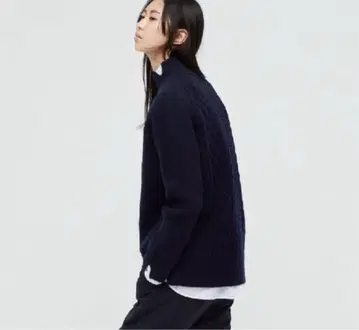 새상품급 유니클로 플러스J 프리미엄 라무 케이블 하이넥 스웨터 XXL