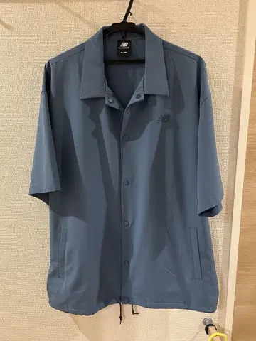 [ 새상품 미사용 ] 뉴발란스 반팔 셔츠 다크 블루 XL