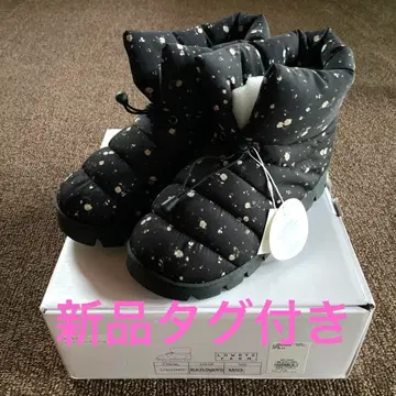 로리즈팜 패딩 코드 부츠 꽃무늬 새상품 LOWRYS FARM