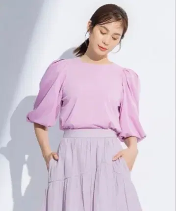 쿠미쿄쿠 택 포함 새상품 [세탁 가능] 플레이팅 퍼프 슬리브 T셔츠