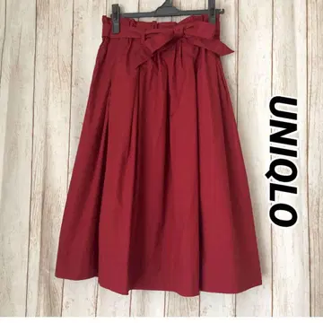 [ 미사용 ] UNIQLO 빨간색 스커트
