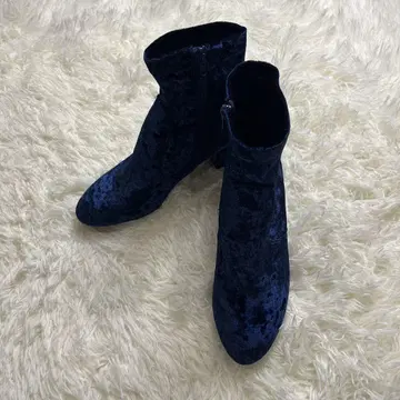 노브랜드 숏부츠 L 블루 벨로아 와이드 힐 안정감