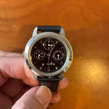 에네스베 손목시계 벨트 블랙