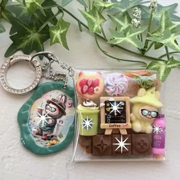 가챠 파우치 yellow 몬스터 cafe