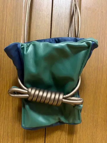 새상품 히로코비스 그린과 파랑의 숄더백 택 포함