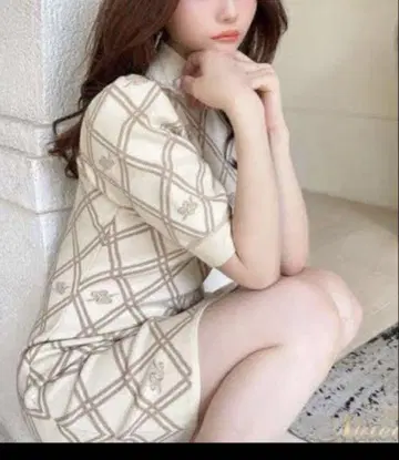 미셸 마카롱 MM 모노그램 니트 원피스