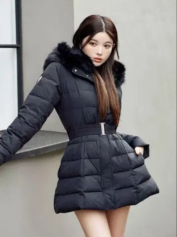 Darich 블랙 다운 코트 M 사이즈