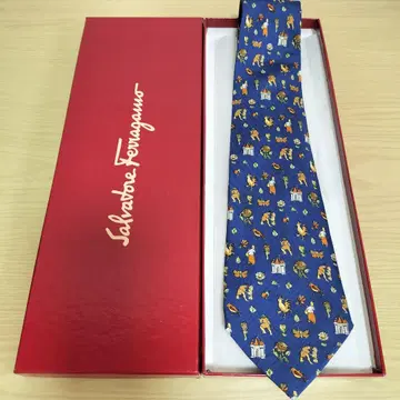 살바토레 페라가모 넥타이