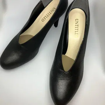 [ 새상품급 ] UNTITLED 블랙 펌프스 23.5cm