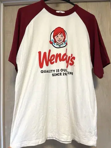미사용 새상품 Wendy's 로고 반팔 티셔츠