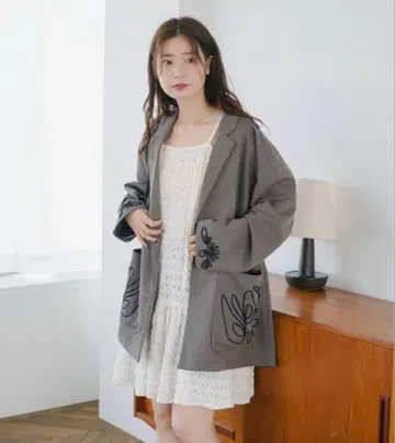 Kastane 자수 자켓 그레이