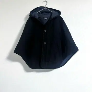 A.P.C. 아페쎄 판초 코트 퀼팅 울 아우터