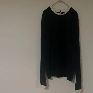 프릴 달린 크루넥 스웨터 검정 블랙 고급스러운