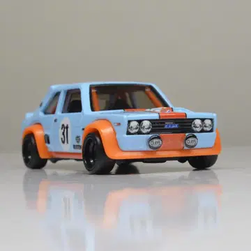 핫휠 FIAT 피아트 131 아바스 Gulf 개봉 완료