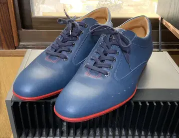 John Lobb 가죽 스니커즈 8 Aston Martin과의 콜라보