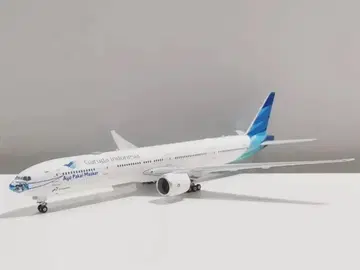 가루다 인도네시아 보잉 777-300 마스크