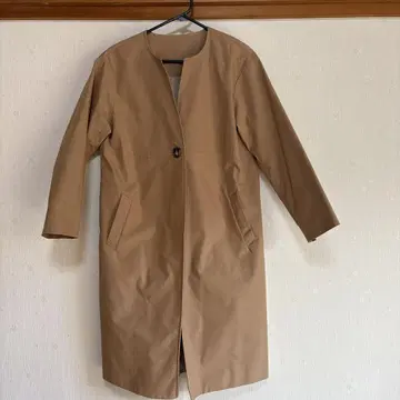 베이지 노카라 롱 코트