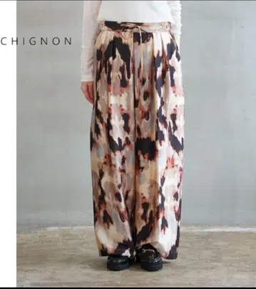 택 포함 새상품 CHIGNON 시뇽 뉘앙스 카모플라주 와이드 팬츠