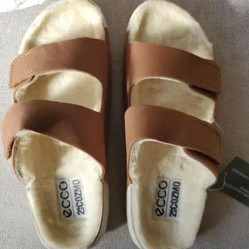 택 포함 새상품 ECCO 브라운 가죽 샌들 더블 스트랩