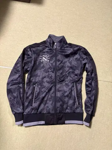 FILA 골프 자켓 카모플라쥬 패턴 블랙