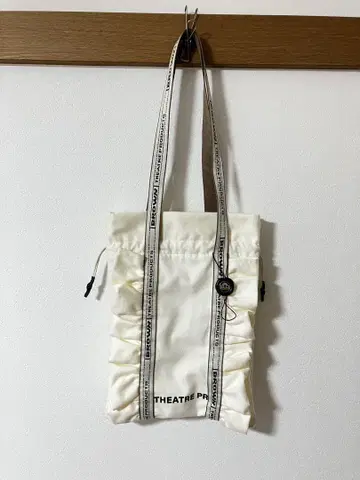 THEATRE PRODUCTS 프릴 토트백 화이트