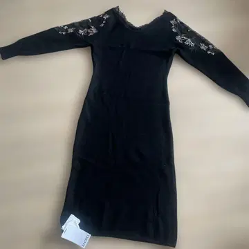 새상품 SNIDEL 블랙 니트 원피스