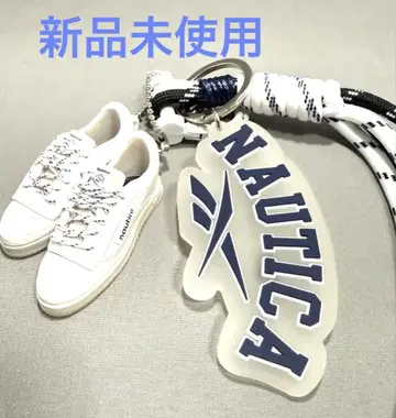 노티카와 리복의 콜라보 키체인 [ 미사용 새상품 ]